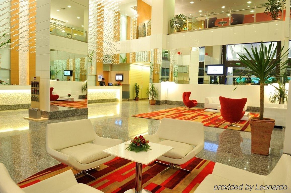 Grand Borneo Hotel Kota Kinabalu Esterno foto