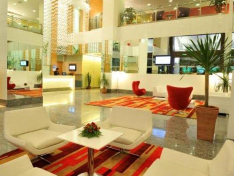 Grand Borneo Hotel Kota Kinabalu Esterno foto